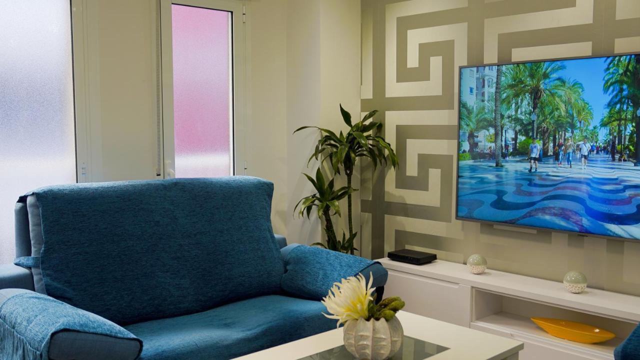 Stylish & Spacious Family Apartment Near Beach & Vibrant Historic Market Alicante Exteriör bild