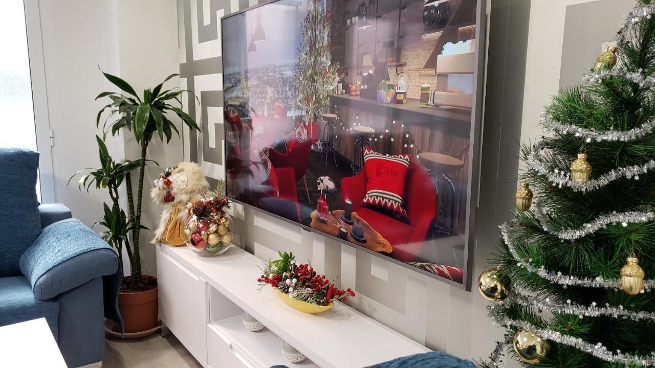 Stylish & Spacious Family Apartment Near Beach & Vibrant Historic Market Alicante Exteriör bild