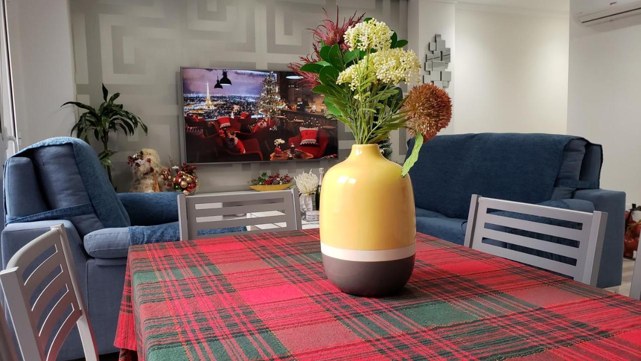 Stylish & Spacious Family Apartment Near Beach & Vibrant Historic Market Alicante Exteriör bild